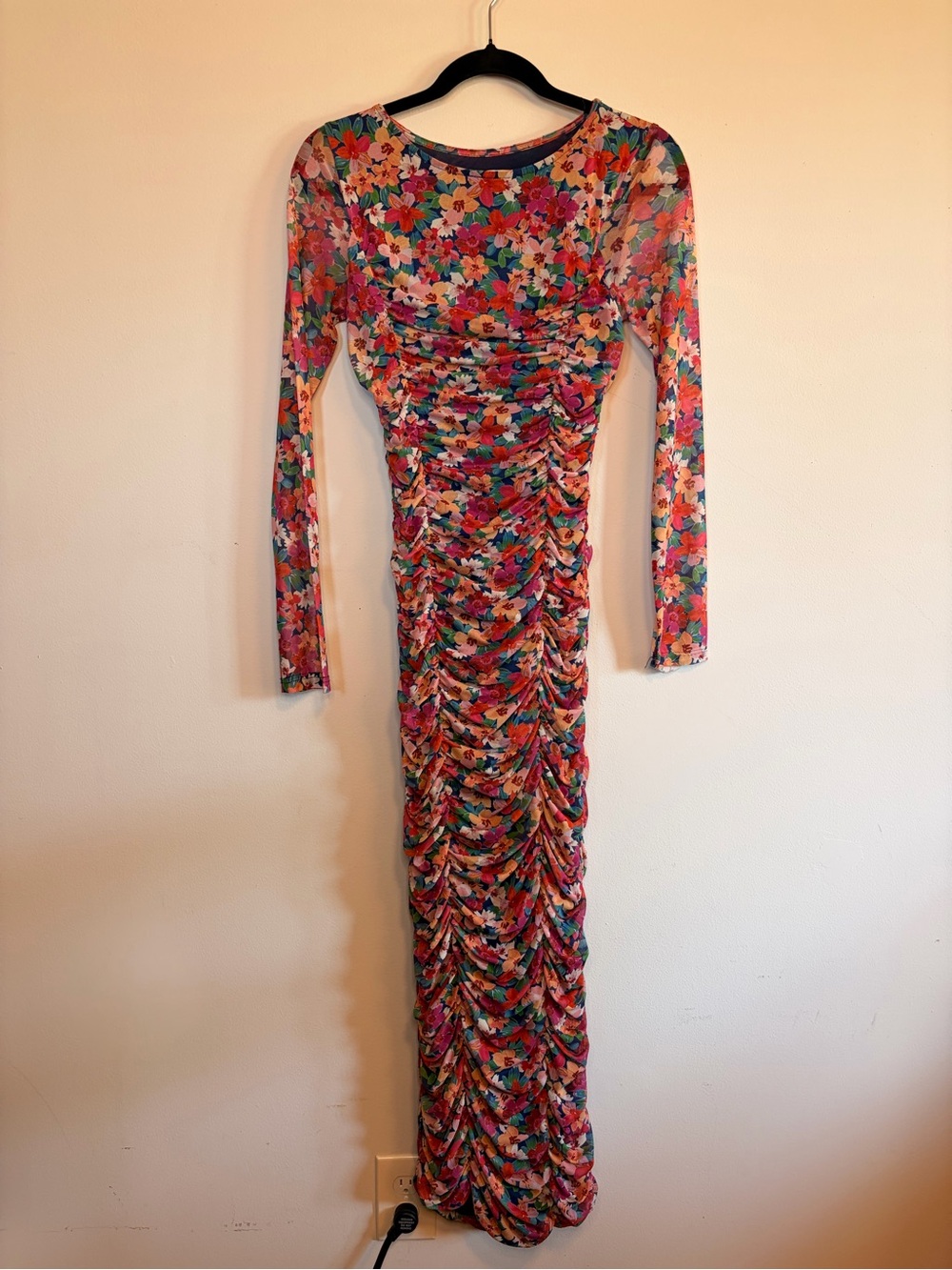 Charlie Holiday Valentina Ruched Long-Sleeve Maxi Dress - Picture 5 of 8